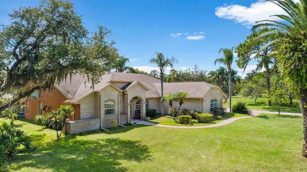 Property Photo:  12202 Rambling Oak Boulevard  FL 32832 