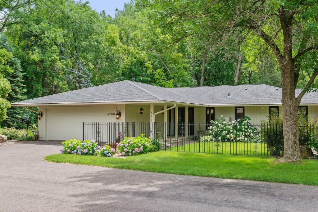 Property Photo: 4755 Regents Walk MN 55331