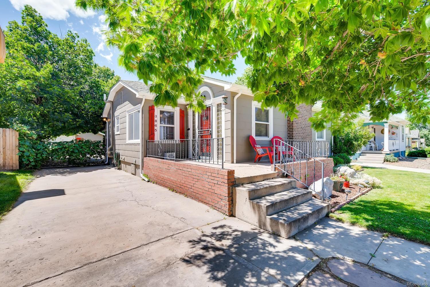 Property Photo: 3865 S Lincoln Street CO 80113