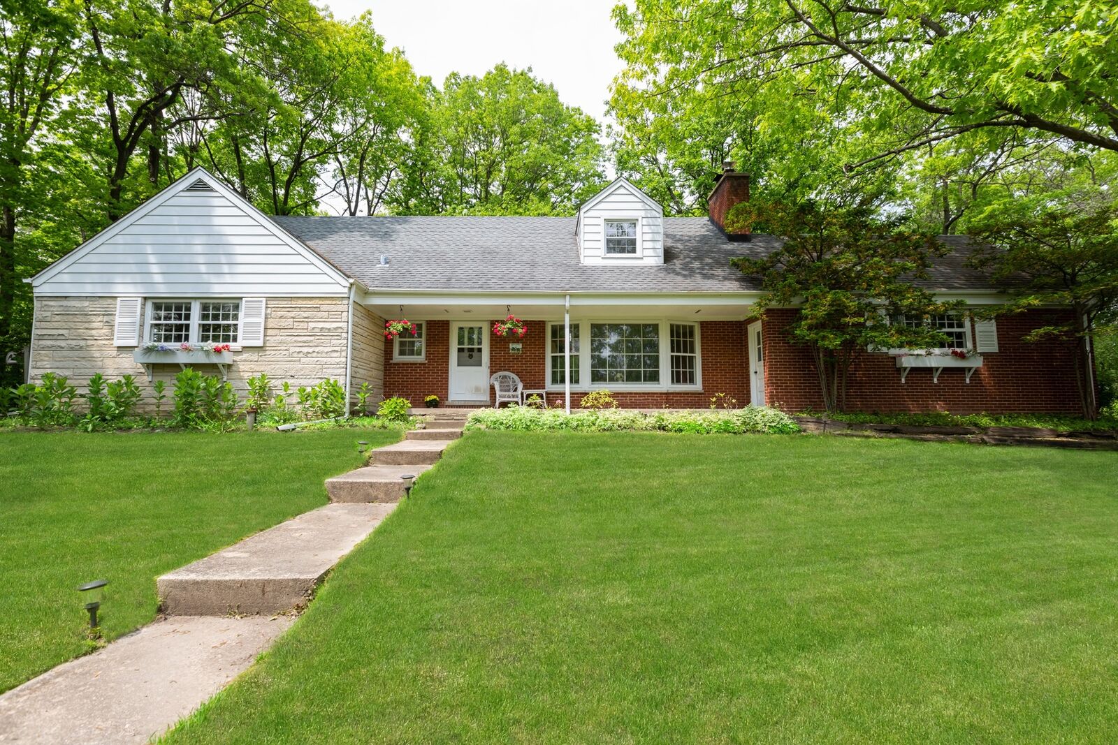 Property Photo:  14270 West Oak Avenue  IL 60045 