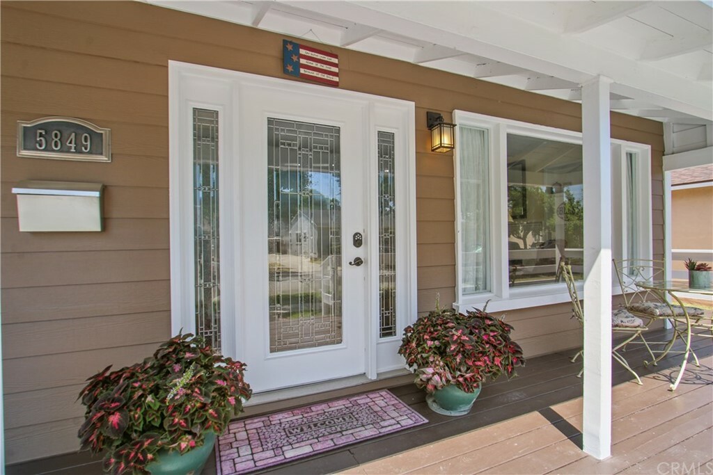 Property Photo: 5849 Hayter Avenue CA 90712
