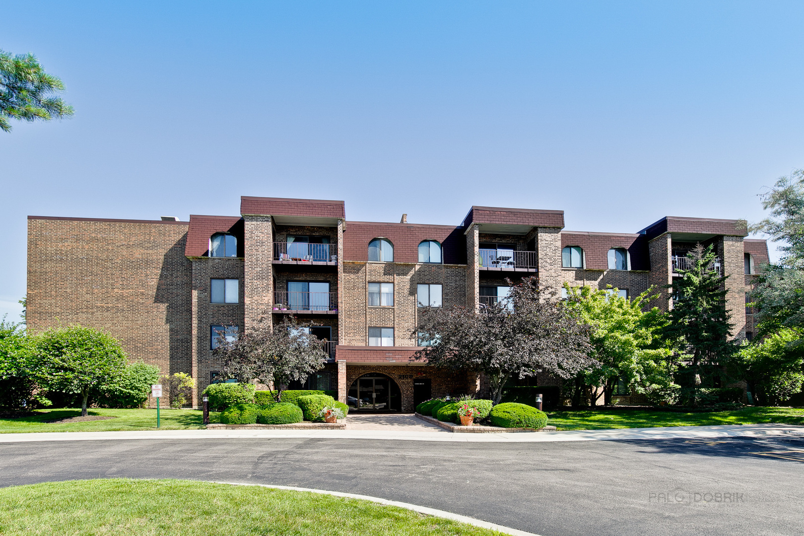 Property Photo: 2150 Valencia Drive 208A IL 60062