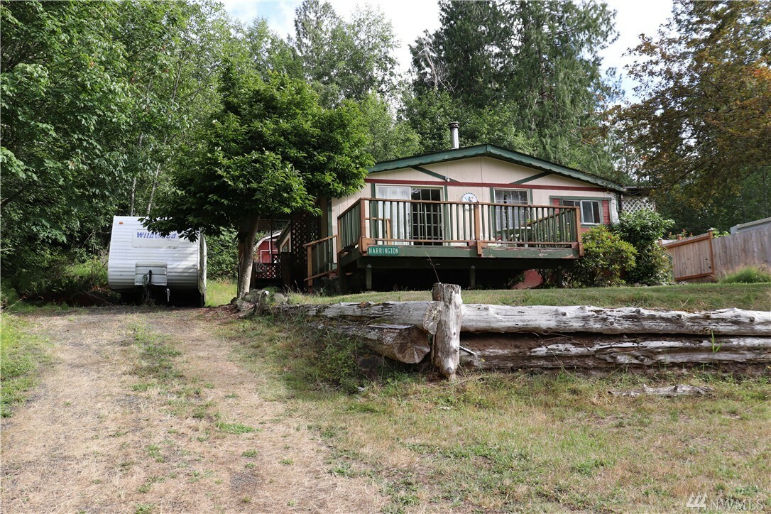 Property Photo: 1701 SE Crescent Dr WA 98584