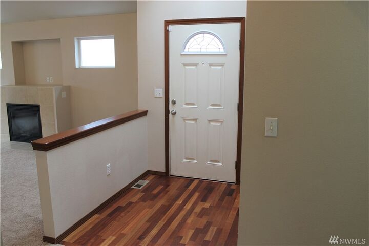Property Photo:  2837 Alyssa Ct SE  WA 98501 