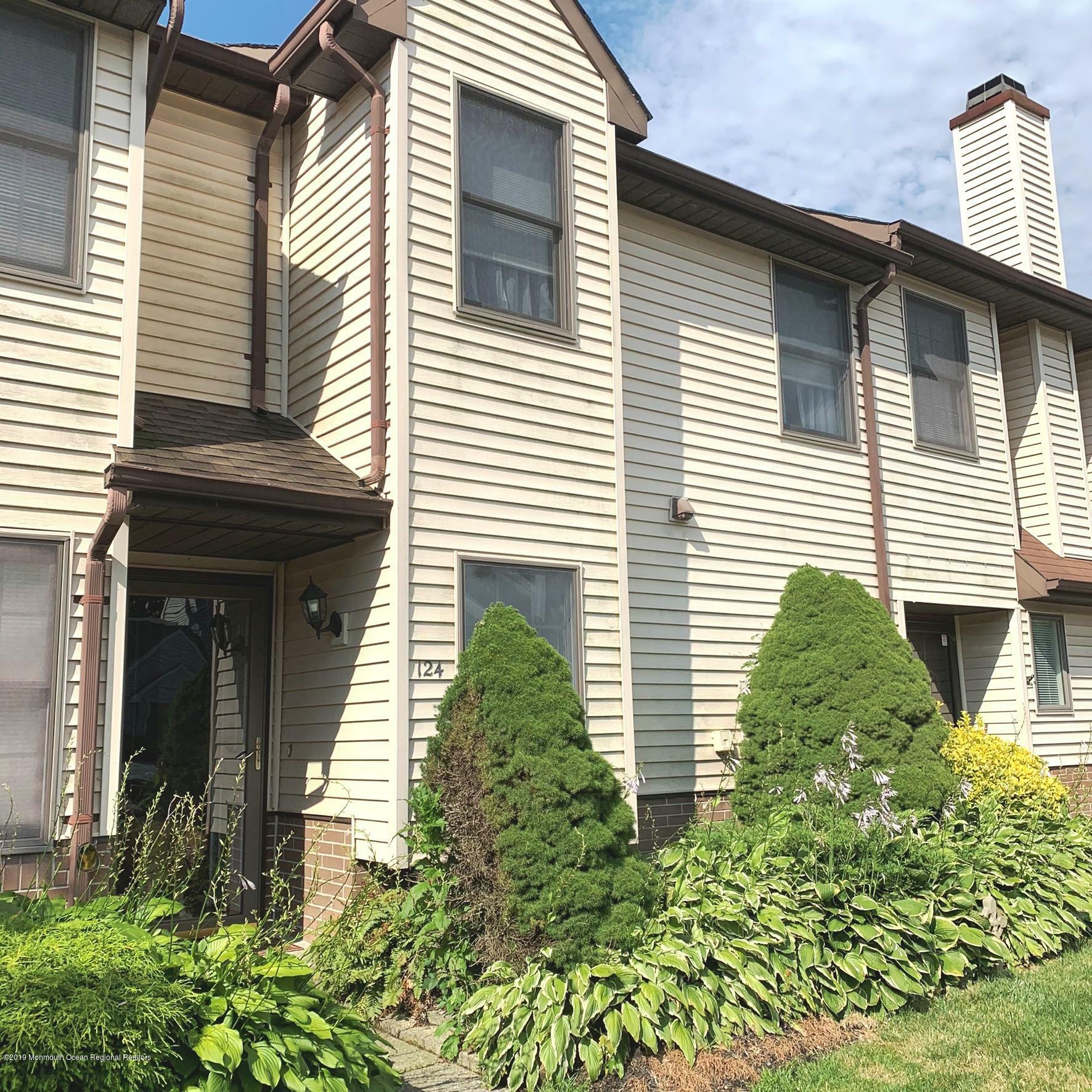 Property Photo: 124 Westchester Drive NJ 08087