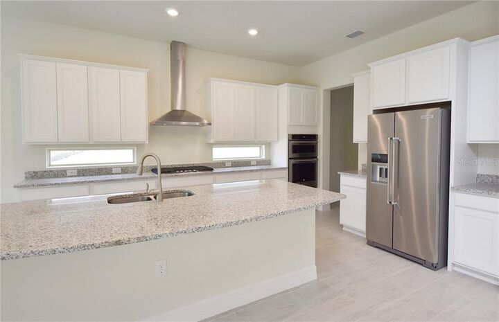 Property Photo:  7718 Wandering Way  FL 32836 