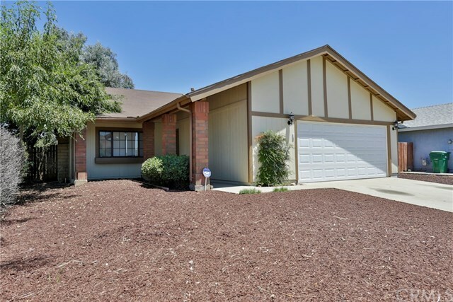 Property Photo:  25880 White Wood Circle  CA 92553 