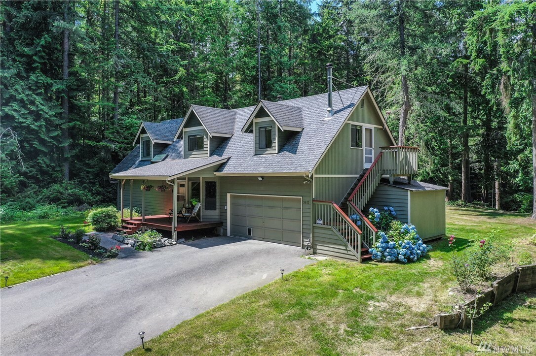 Property Photo:  5812 Old Banner Rd SE  WA 98367 