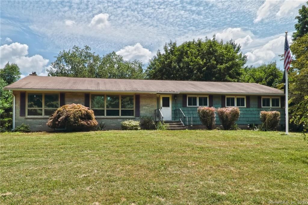 Property Photo: 515 Sportsman Road CT 06477