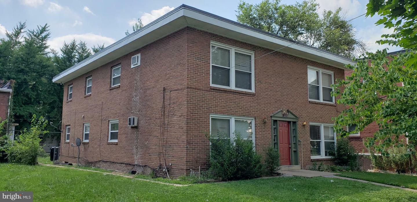 Property Photo:  2340 Green Street  PA 17110 