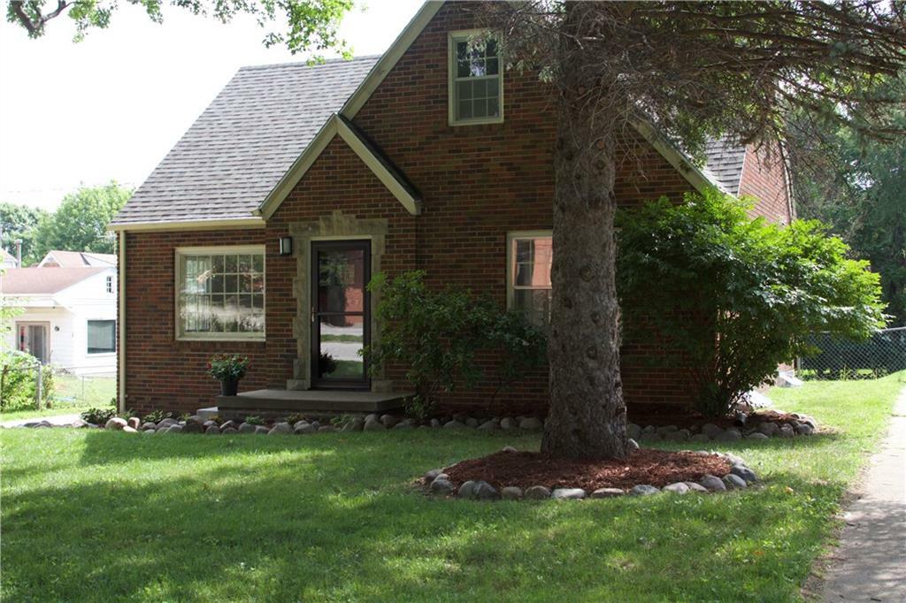 Property Photo:  829 7th Street  IA 50265 