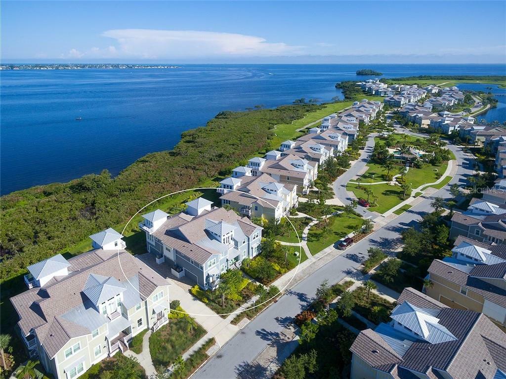 Property Photo: 358 Compass Point Drive 101 FL 34209