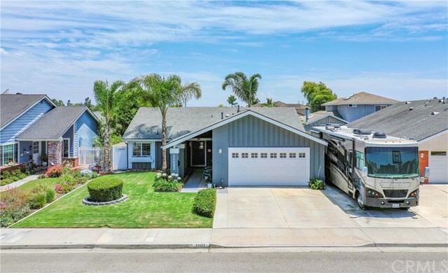 Property Photo:  21122 White Horse Lane  CA 92646 