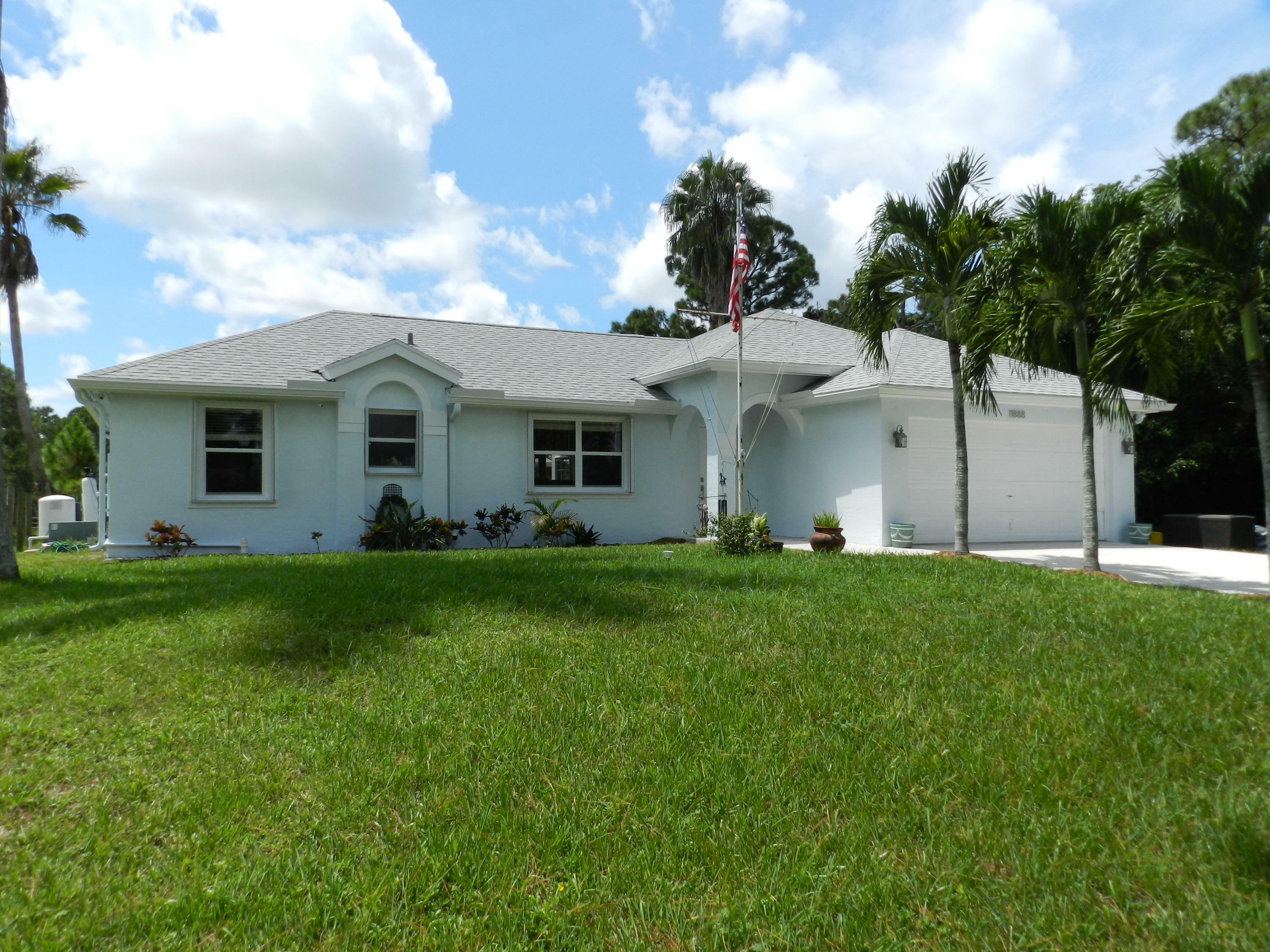 Property Photo:  11888 67th Place N  FL 33412 