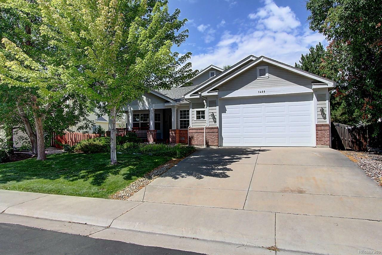 Property Photo:  1488 N Larkspur Court  CO 80026 