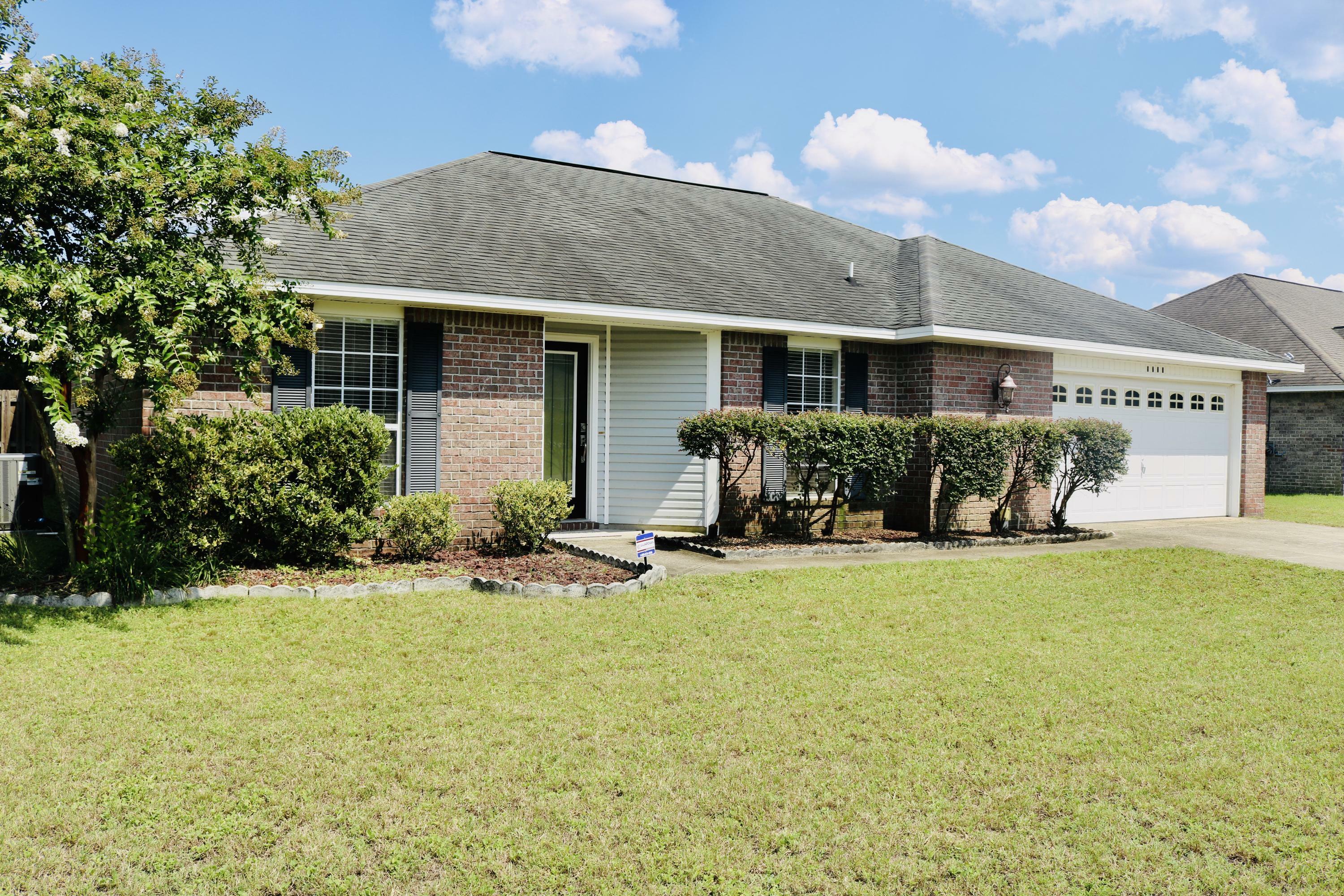 Property Photo:  5227 Moore Loop  FL 32536 