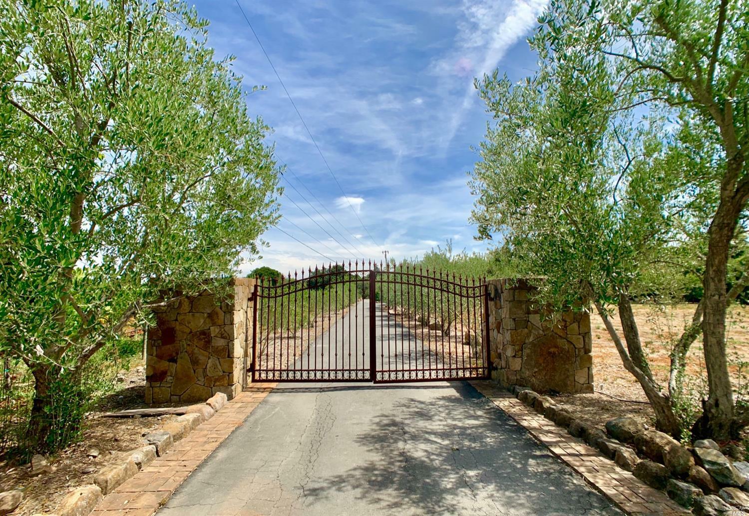 Property Photo: 1601 South Avenue CA 94559