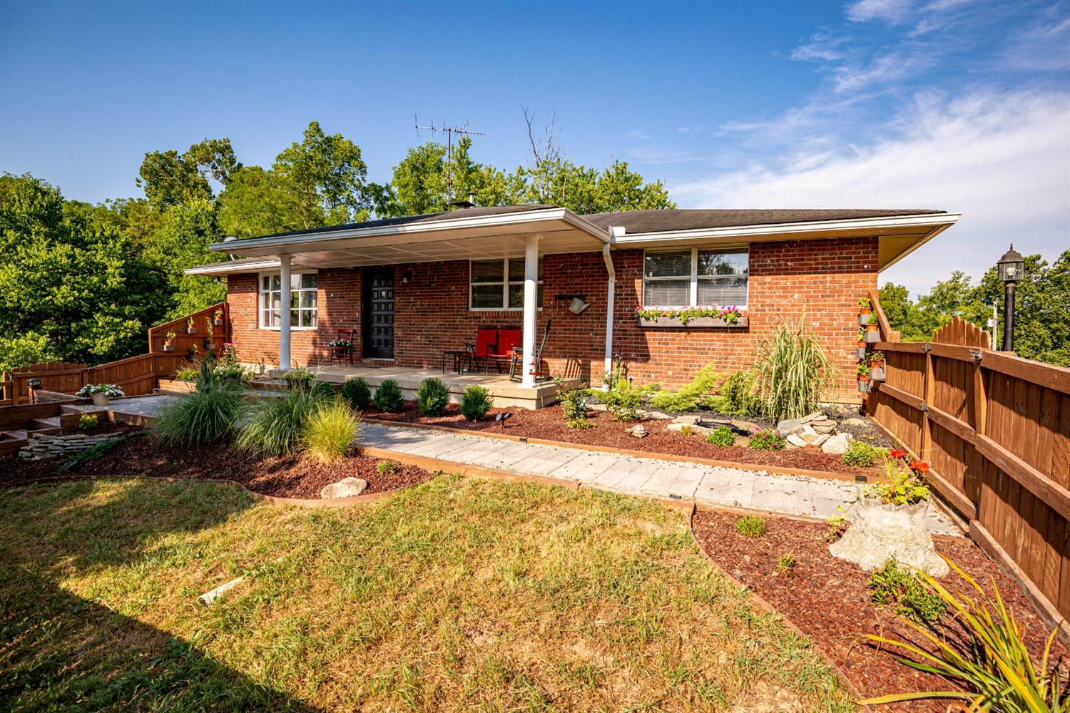 Property Photo:  1463 S Weaver Road  OH 45053 