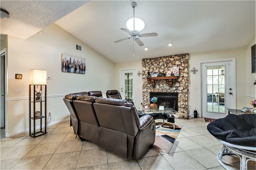 Property Photo:  5458 Caurus Court  FL 32808 