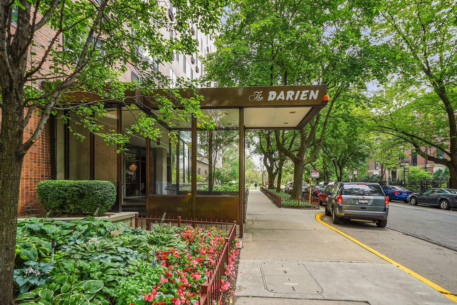 Property Photo: 3100 North Lake Shore Drive 1013 IL 60657