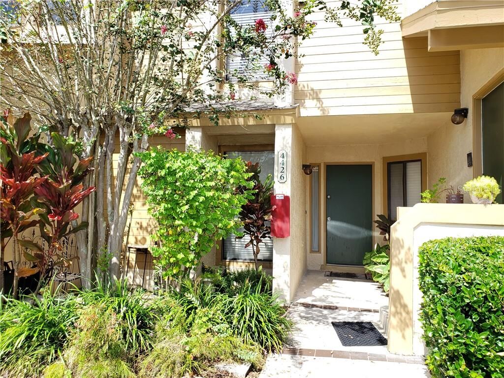 Property Photo:  4426 Middlebrook Road 4426  FL 32811 