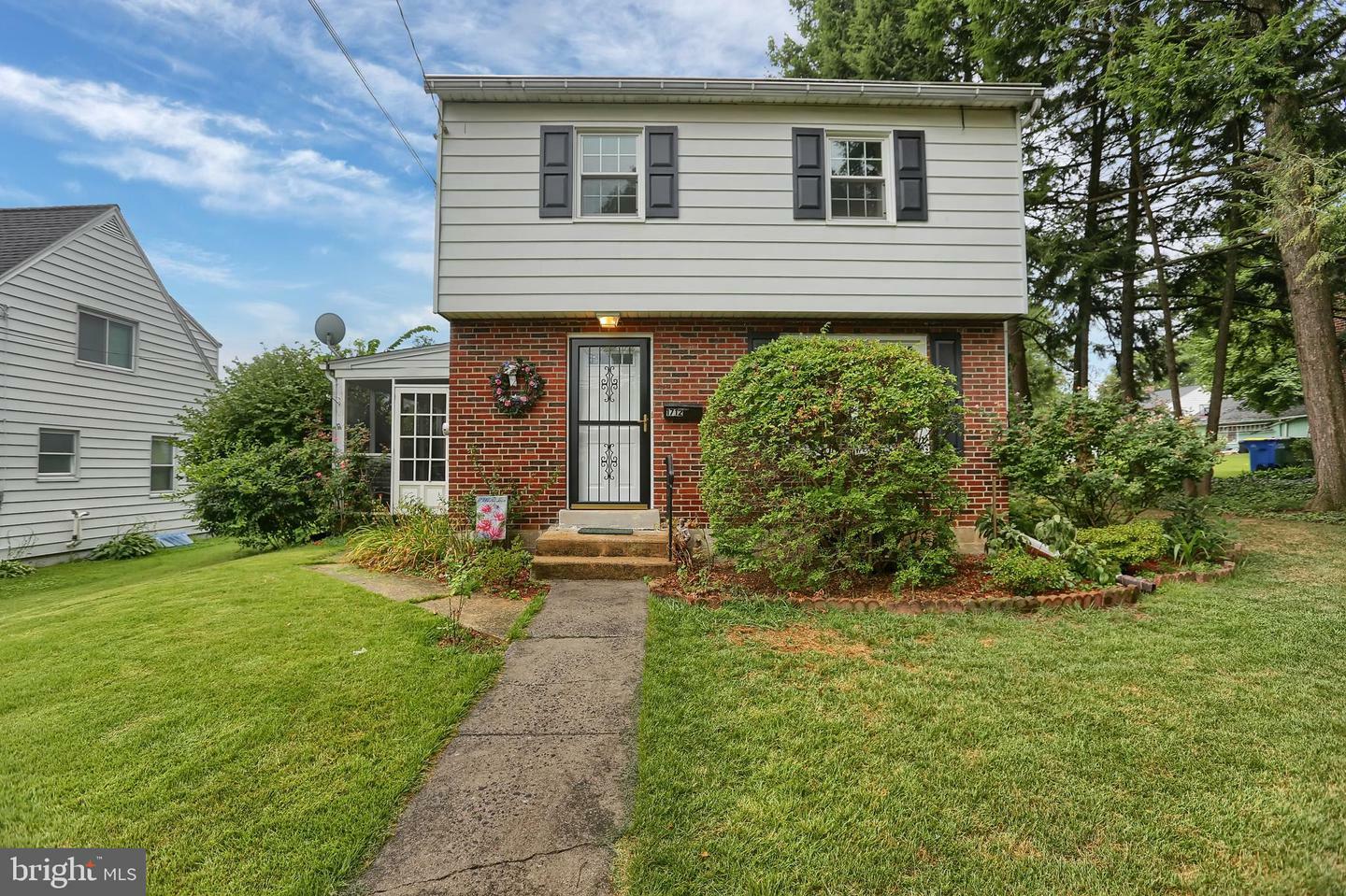 Property Photo: 1712 Elm Street PA 17070