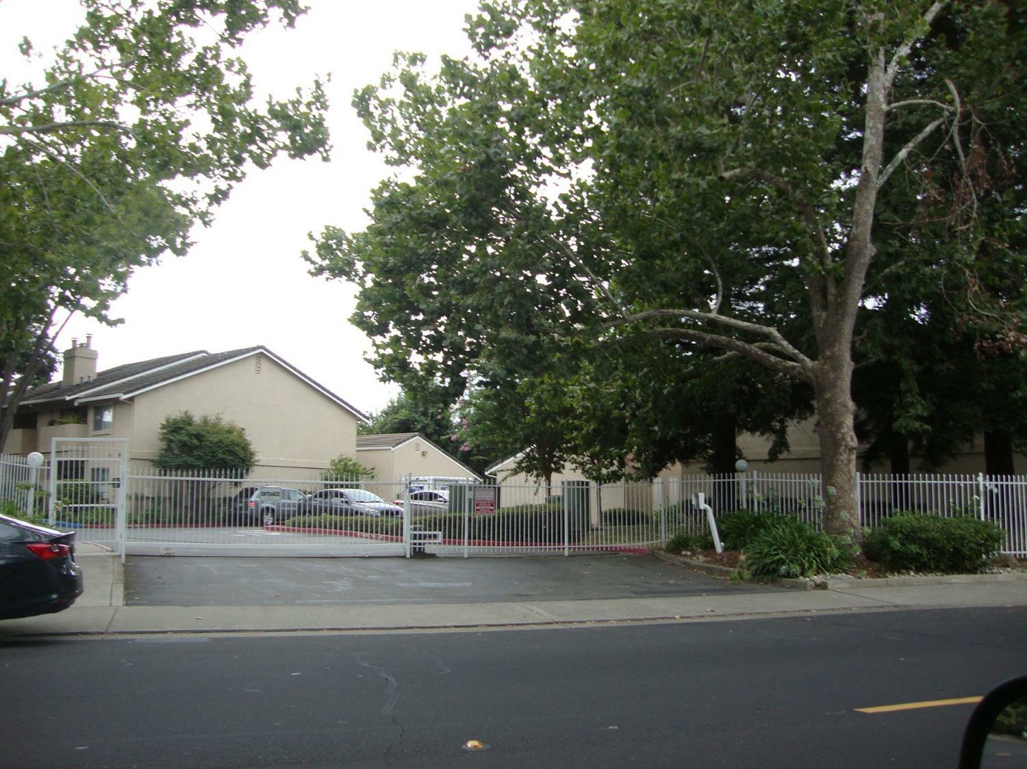 Property Photo:  5881 Gloria Drive 3  CA 95822 