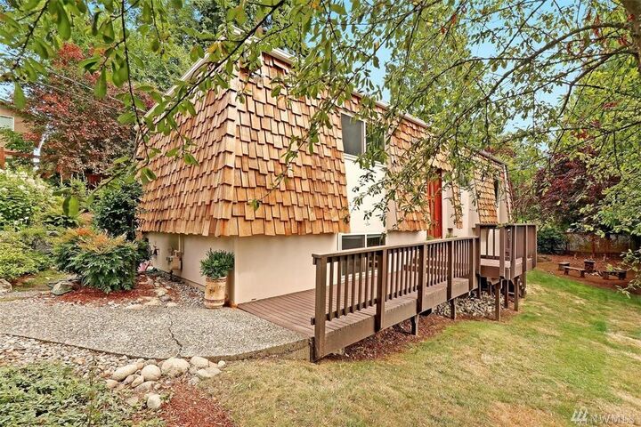 9216 220th St SW  Edmonds WA 98020 photo