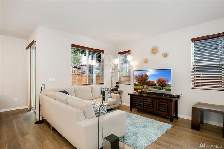 Property Photo:  13416 NE 102nd St  WA 98033 