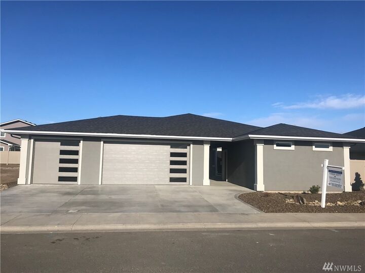 105 E Chason Ave  Ellensburg WA 98926 photo