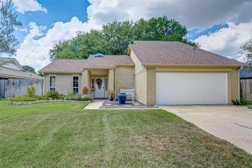 Property Photo:  16710 Bouldgreen  TX 77084 