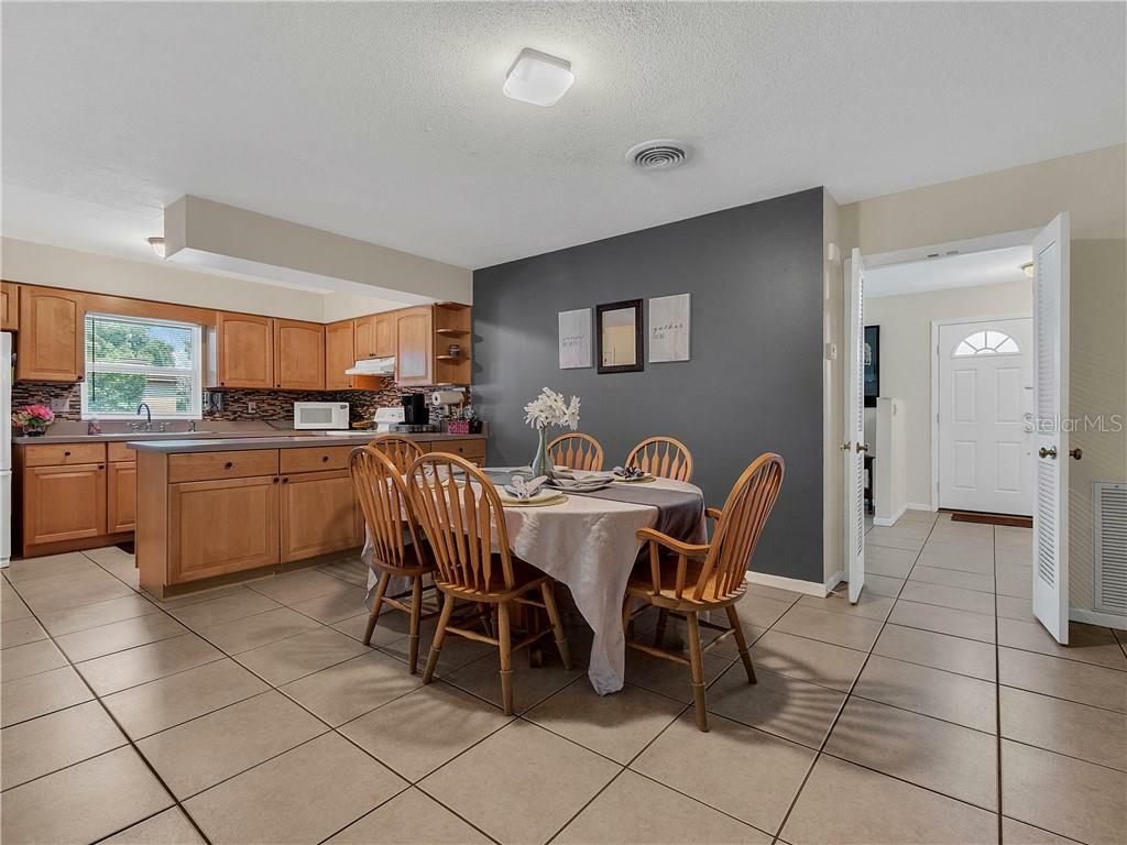 Property Photo:  604 Endsley Avenue  FL 32701 