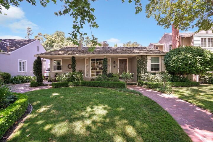 1129 Teneighth Way  Sacramento CA 95818 photo