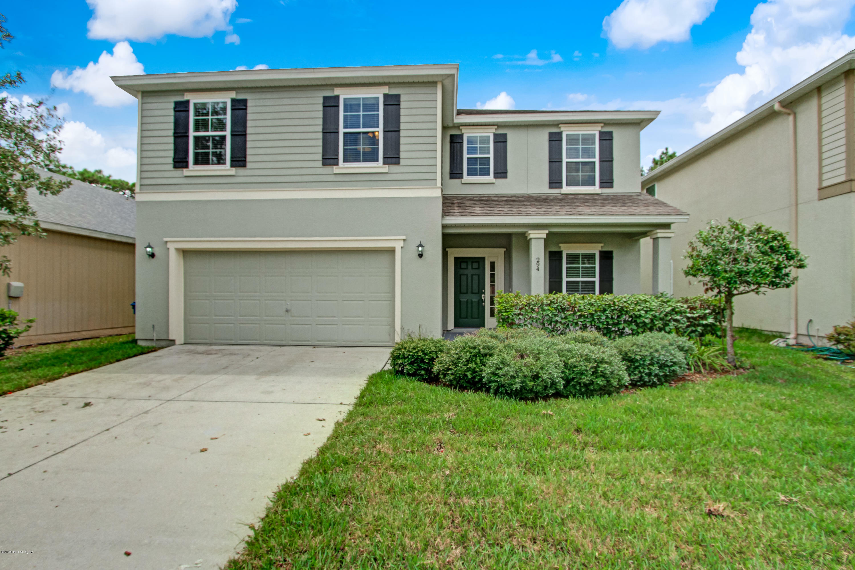 Property Photo:  294 Auburn Oaks Road E  FL 32218 