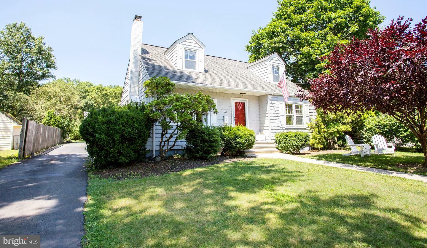 Property Photo:  404 Sked Street  NJ 08534 