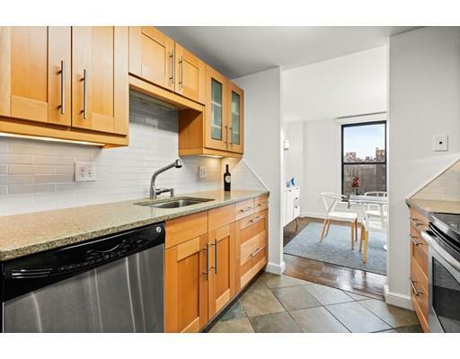 Property Photo:  390 Commonwealth Av. 411  MA 02215 