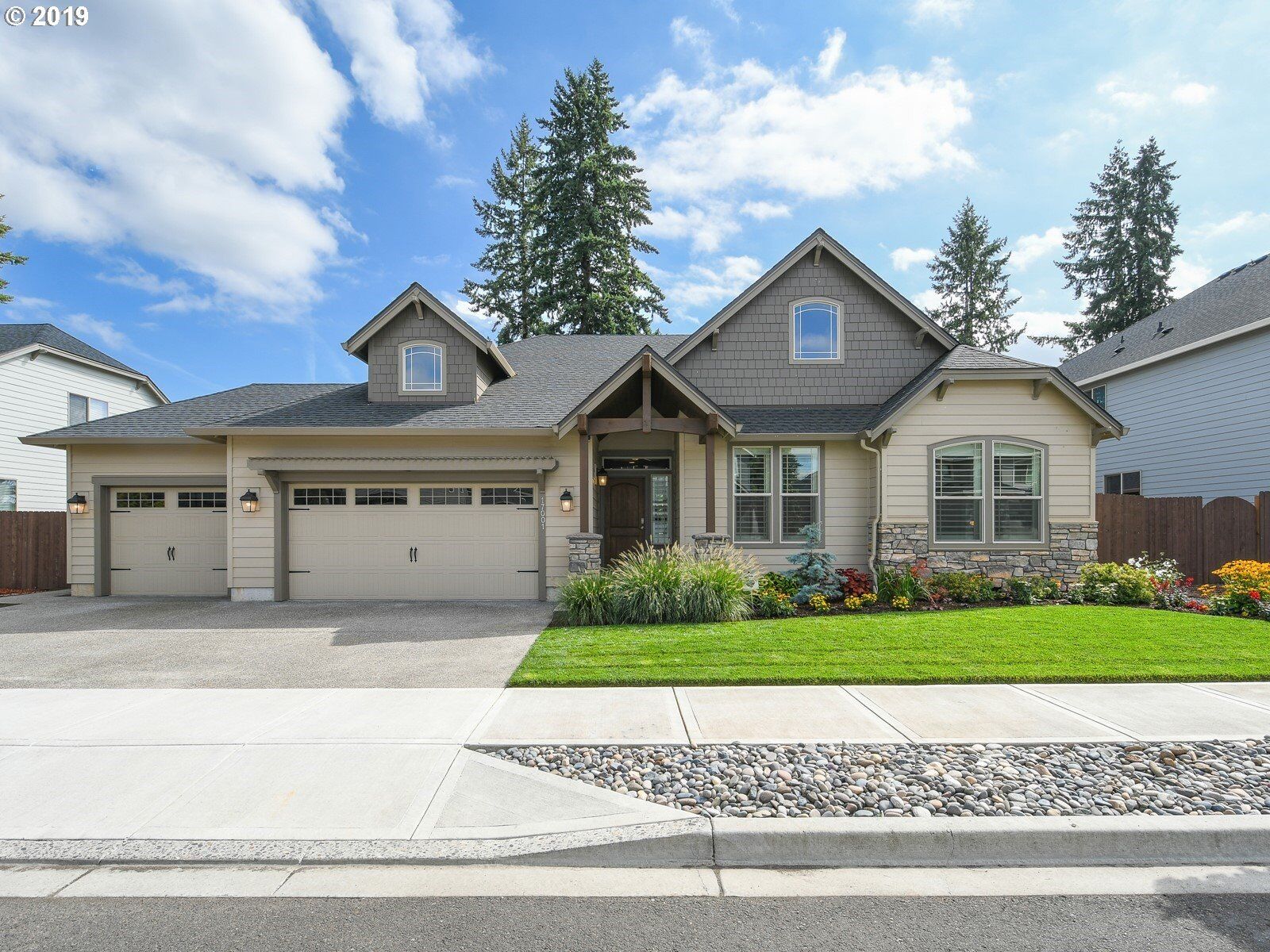 Property Photo:  17001 NE 78th Way  WA 98682 