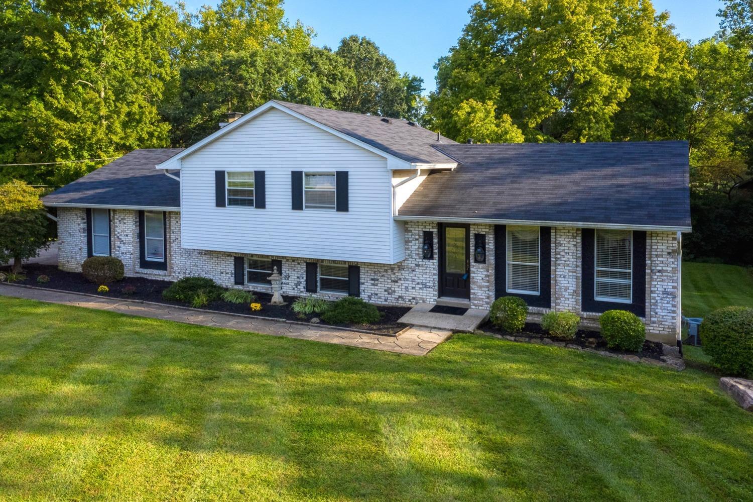 Property Photo: 7179 Woodland Circle OH 45069