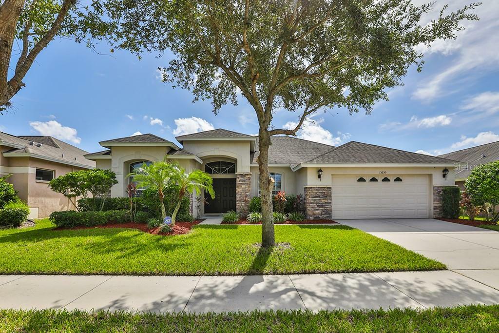 Property Photo:  13655 Artesa Bell Drive  FL 33579 