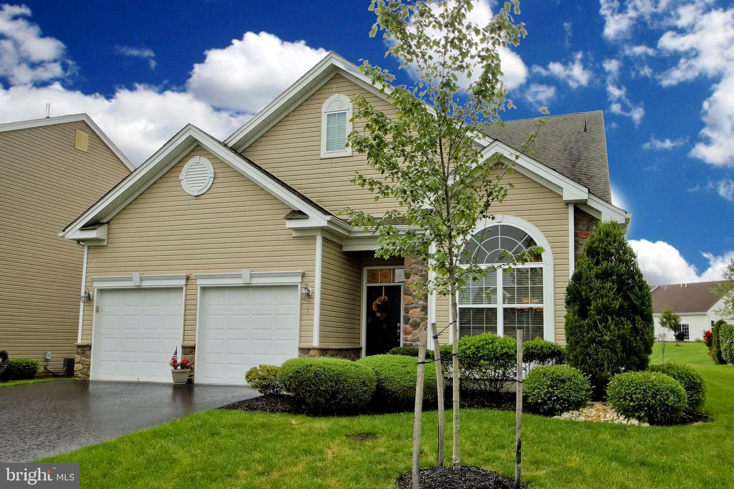 Property Photo: 5 Jester Court NJ 08831