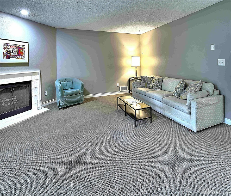 Property Photo:  7316 N Skyview Place C204  WA 98406 