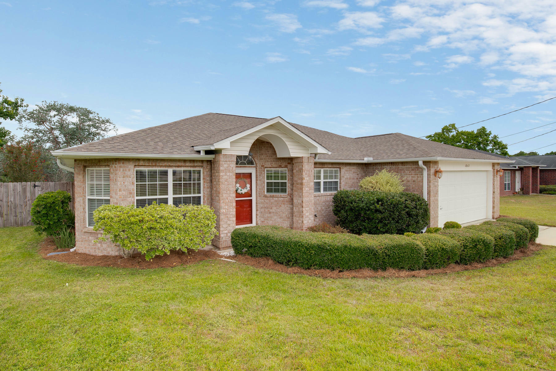 Property Photo: 1217 Northview Drive FL 32536