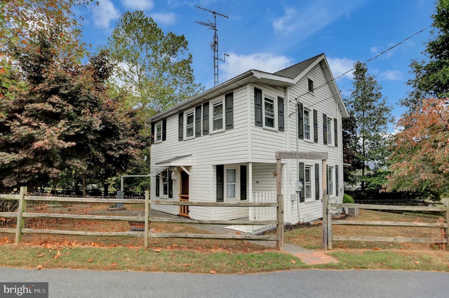 Property Photo:  7789 Oak Drive  PA 17268 