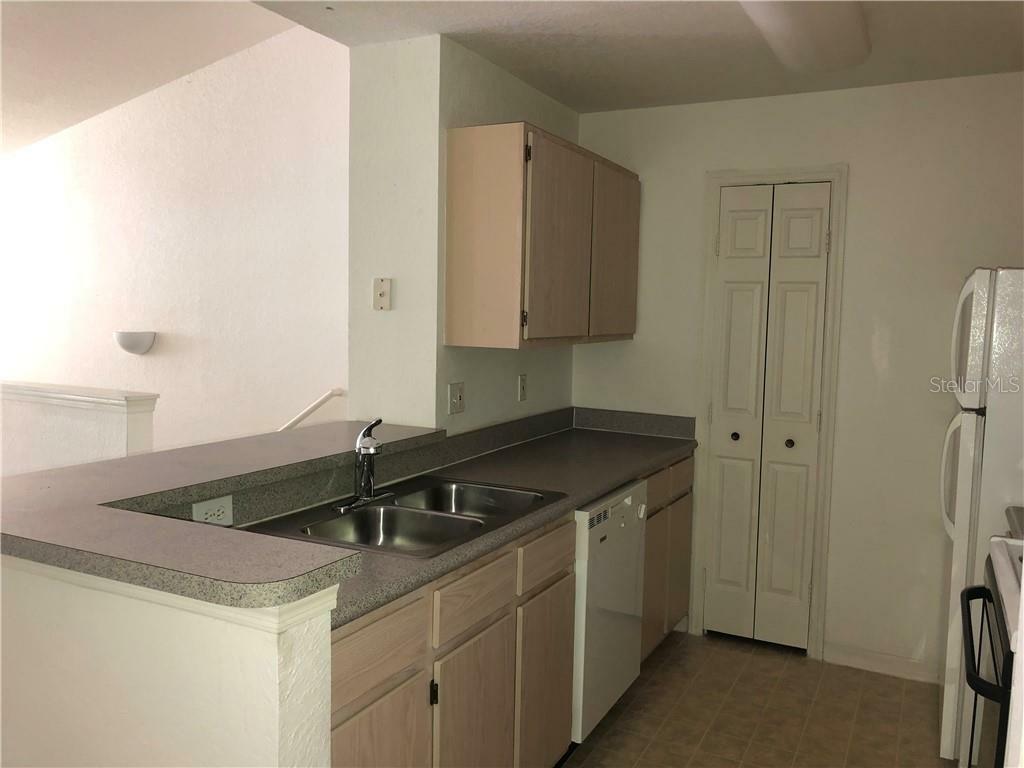 Property Photo:  7424 Vista Way 201  FL 34202 