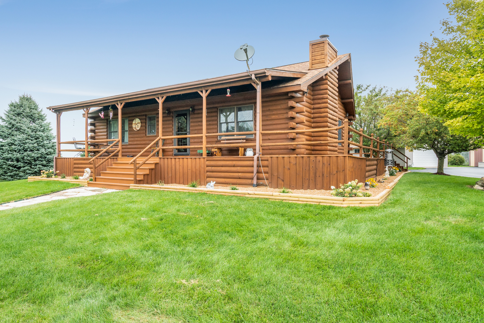 Property Photo: 2869 East Il Street Rt 52 IL 60551