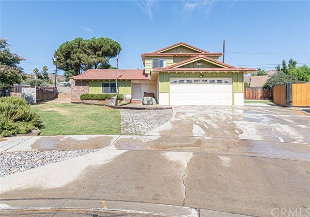 Property Photo:  5166 Cluny Circle  CA 92505 