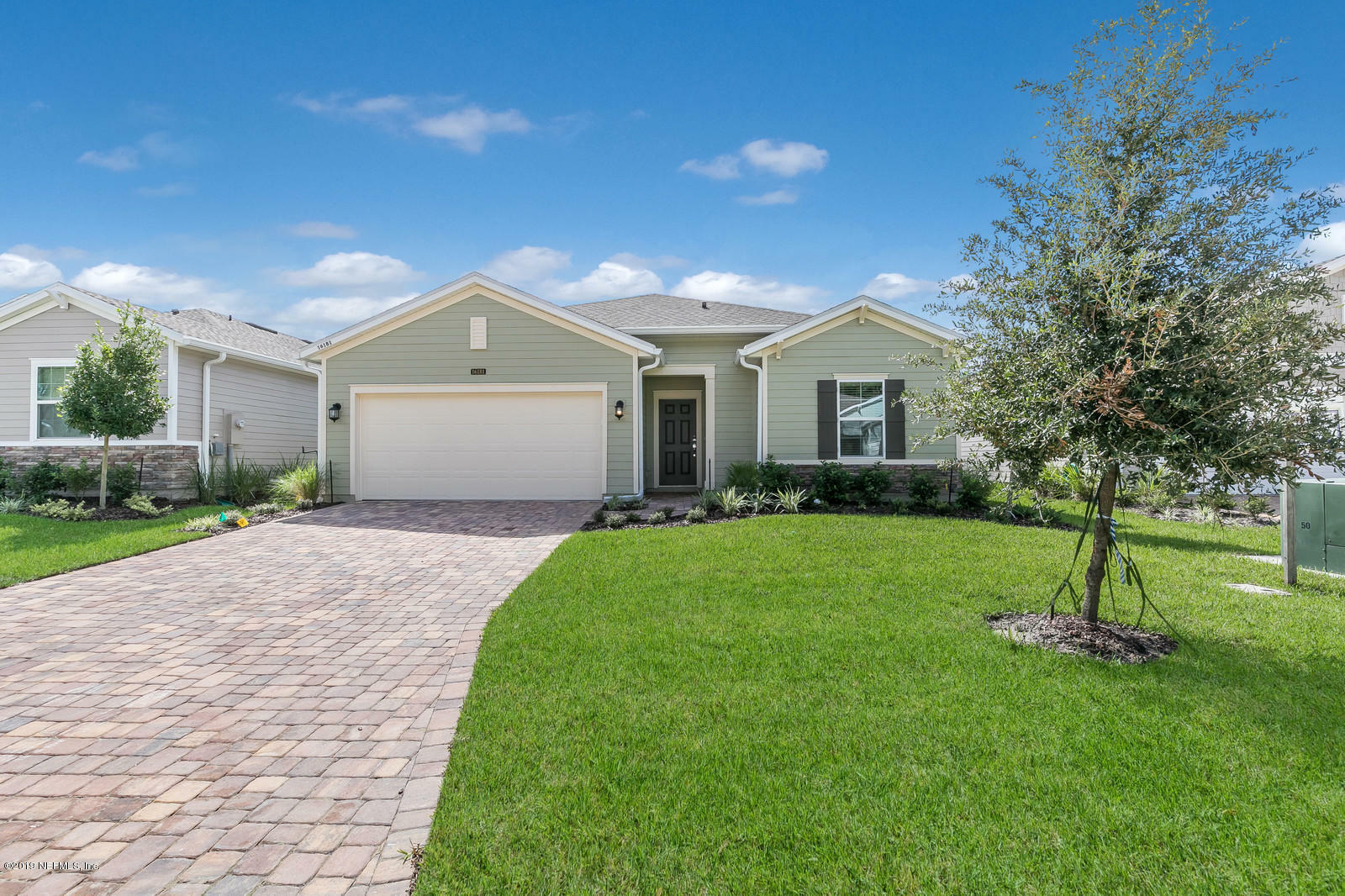 Property Photo:  1591 Mathews Manor  FL 32211 