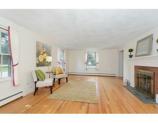 Property Photo:  220 Grove St  MA 01612 