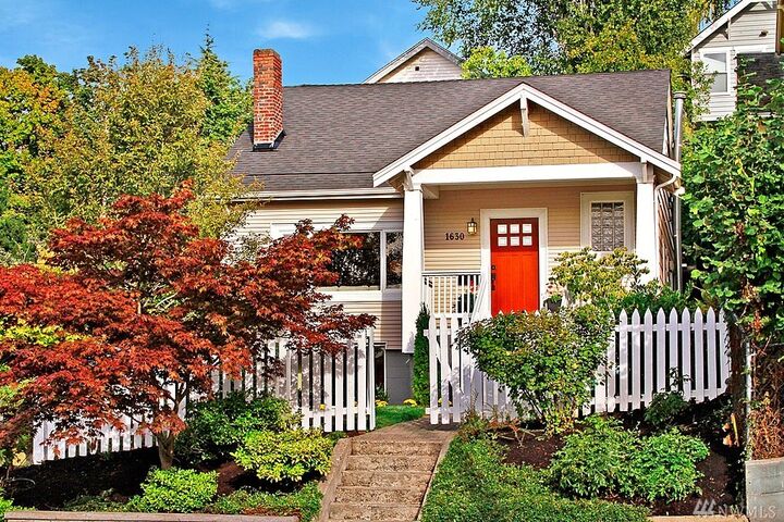 1630 32nd Ave  Seattle WA 98122 photo