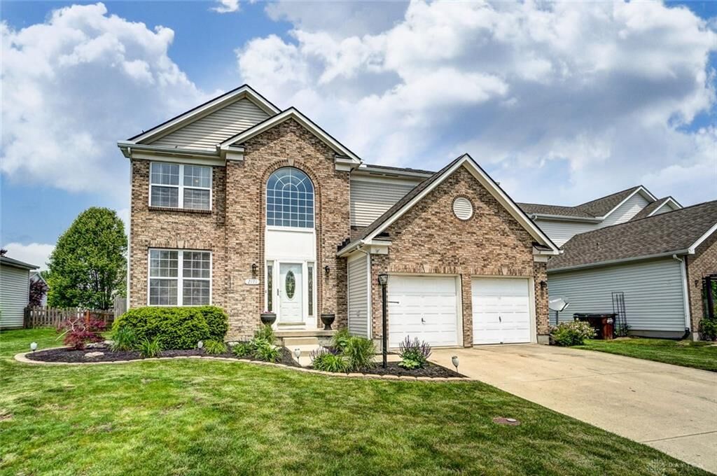 Property Photo: 2111 Eastover Lane OH 45342